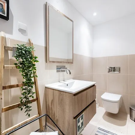 Margarida Sun House Ocean View בית נופש *
